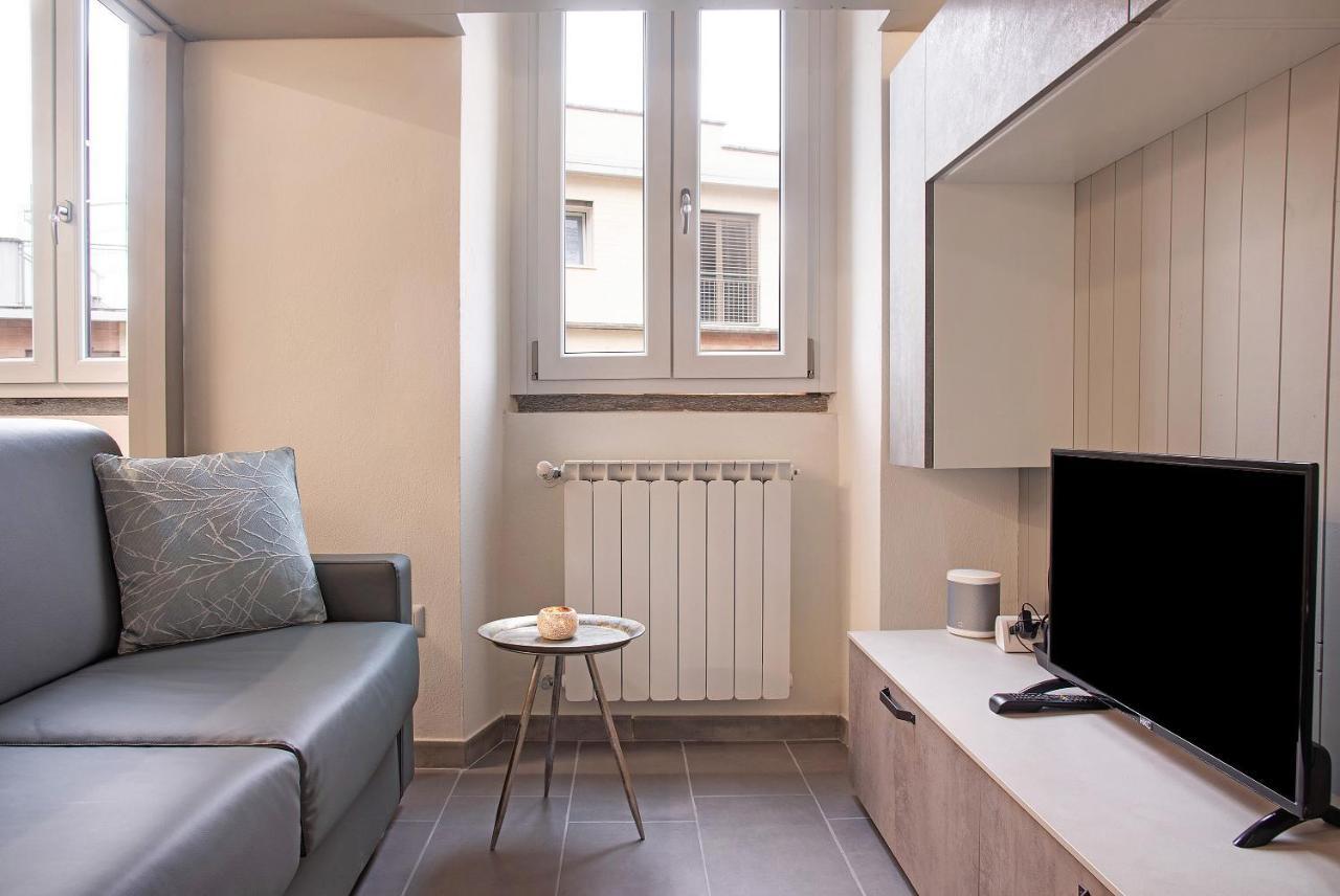 Apartamento Efihouse Lago Maggiore Luino Exterior foto