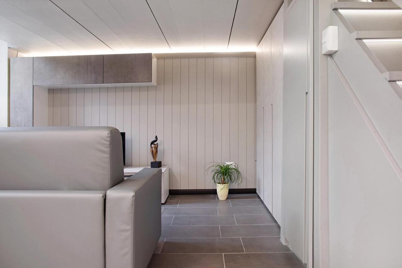 Apartamento Efihouse Lago Maggiore Luino Exterior foto